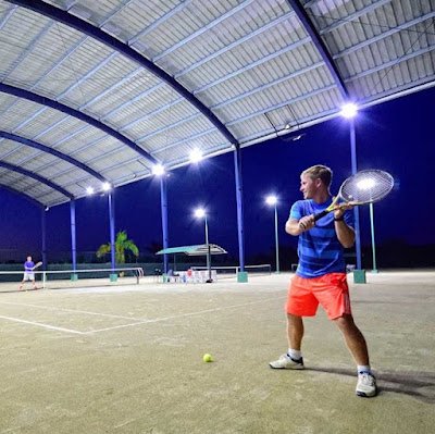 International Tennis School