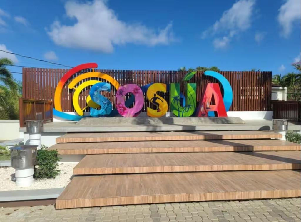 790972883